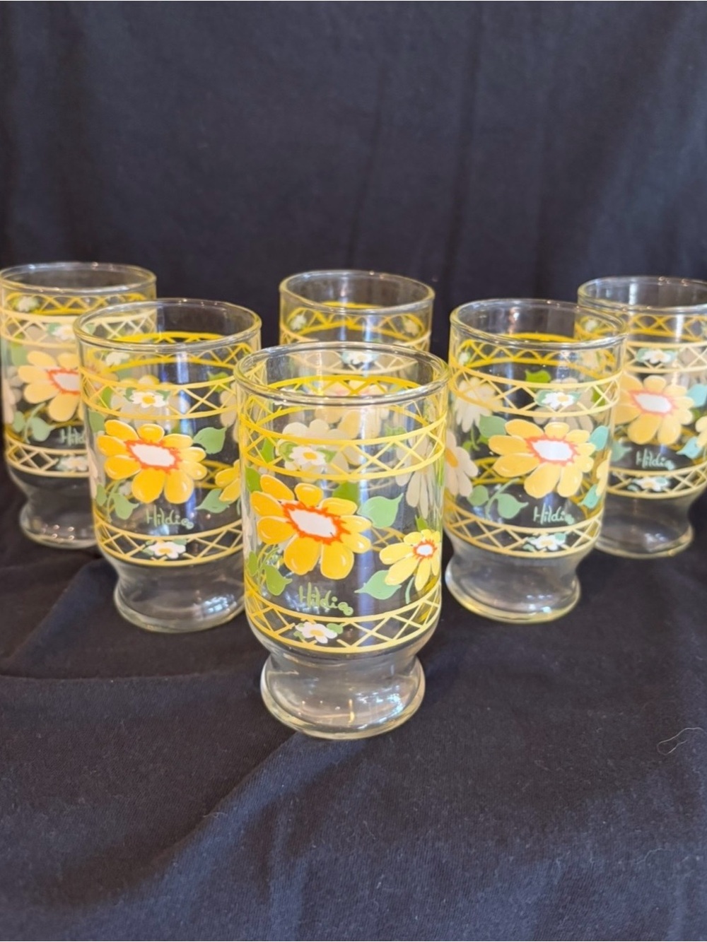 Vintage 1970s Anchor Hocking “Hildi” Signed Daisy Juice Glasses-Set of 6